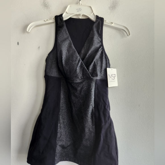 NWT Mira Slim by Miracle Suit Black/Grey Shapewear V-Neck Tank Top size XS - Picture 1 of 7